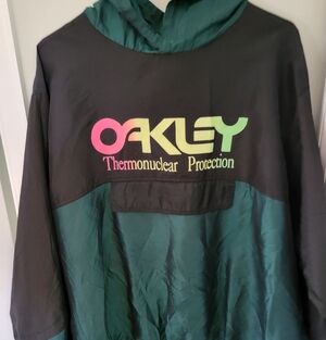 Vintage Oakley Windbreaker
